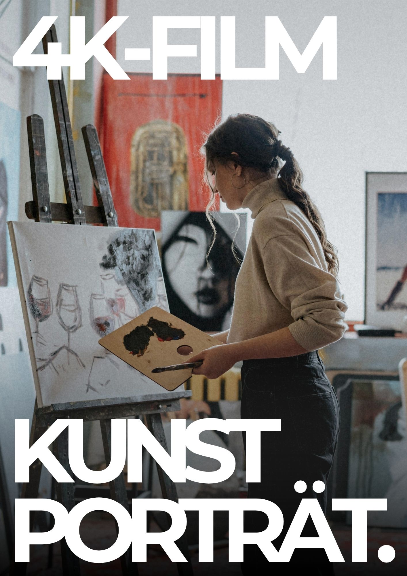 Filmisches Künstlerporträt einer Frau malend vor Staffelei – authentisches Storytelling für Künstlerinnen und Künstler